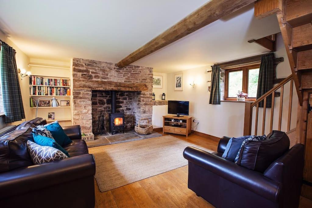Cabalva Mill Cottage - Very Private And With Views Over The River Wye Clifford Екстериор снимка